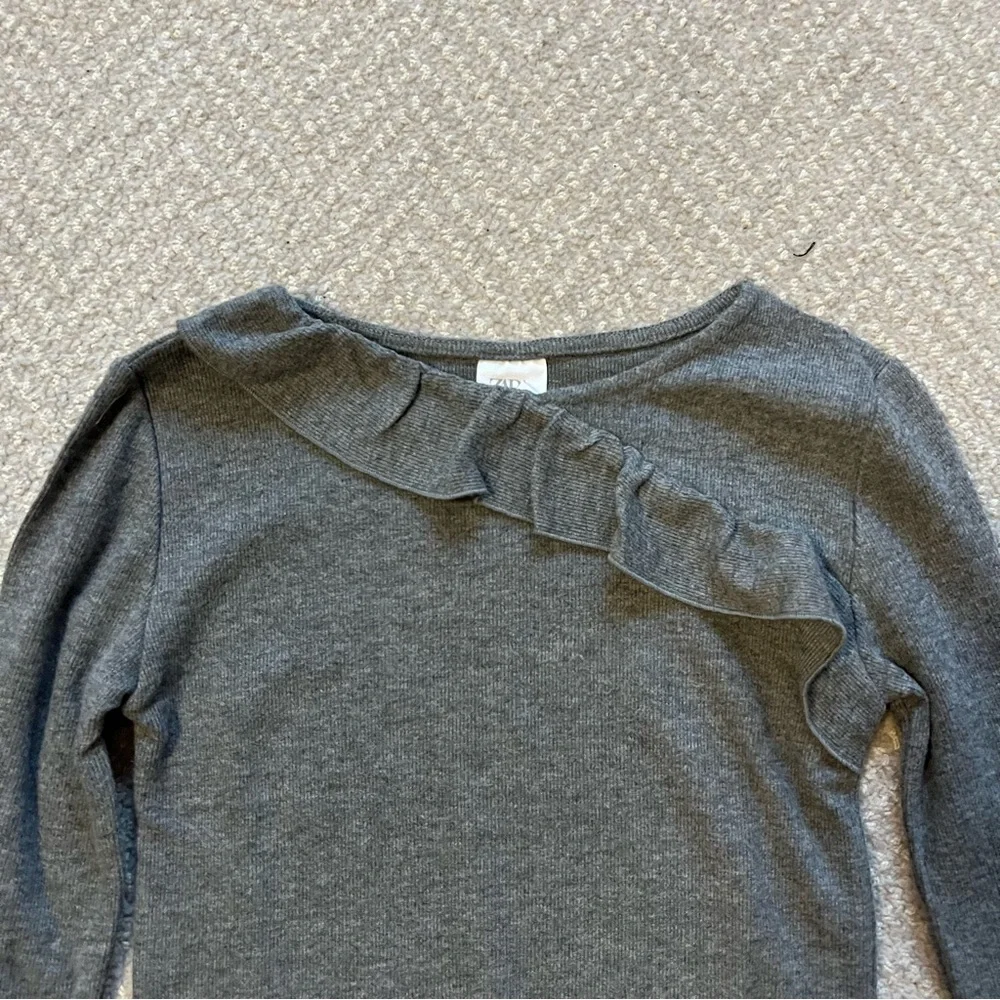 Zara Ruffle Top - Picture 7 of 7